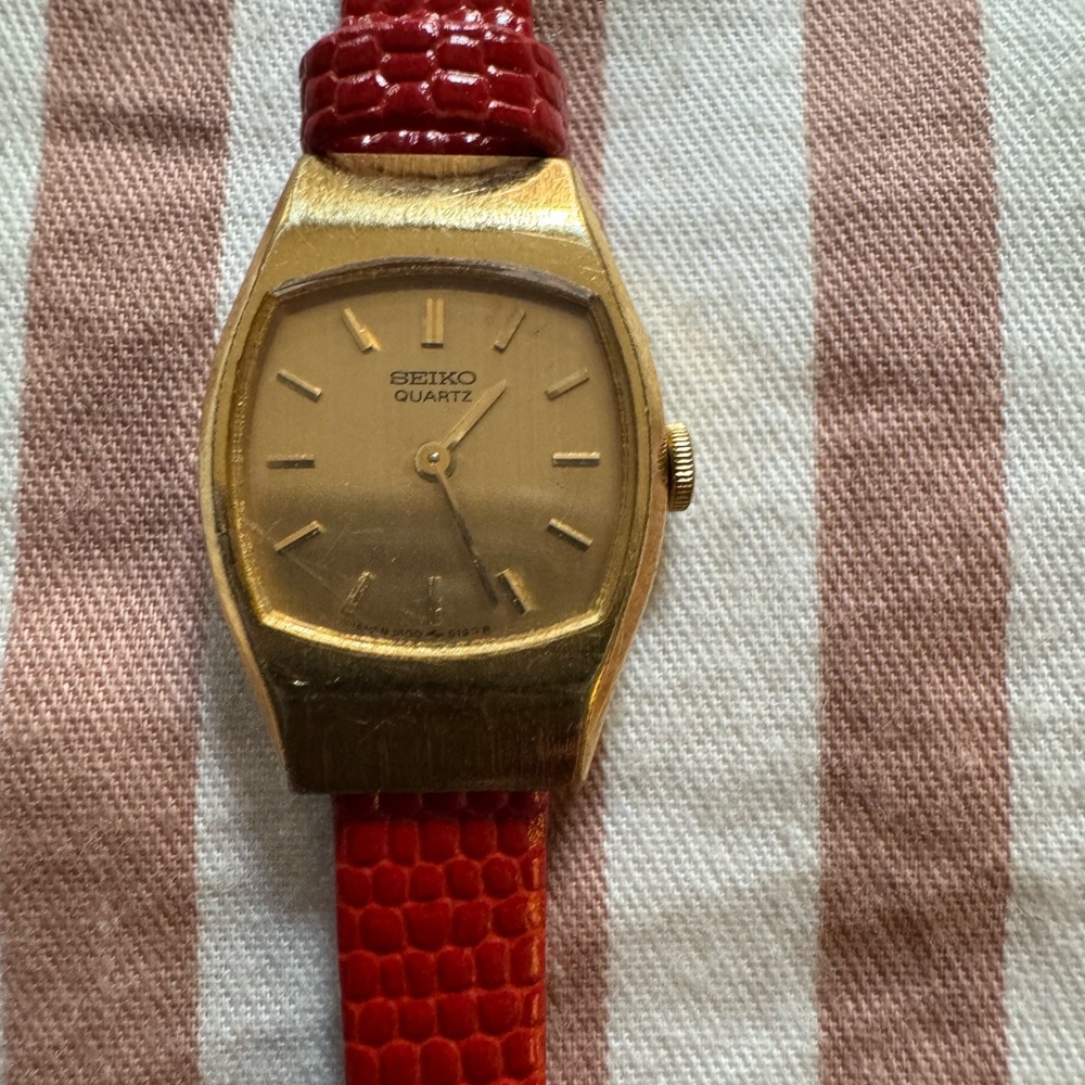 Small Vintage Gold Watch